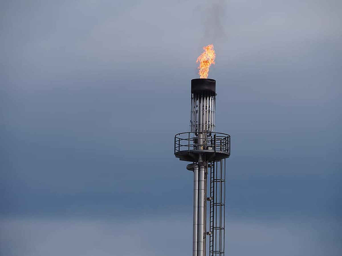 An image of a gas flare.