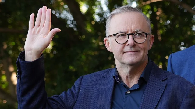 Anthony Albanese sworn in as 31st Prime Minister of Australia